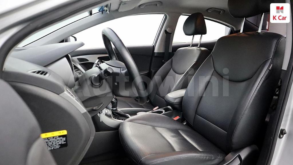 2015 HYUNDAI  AVANTE ELANTRA 1.6 GDI SMART - 12
