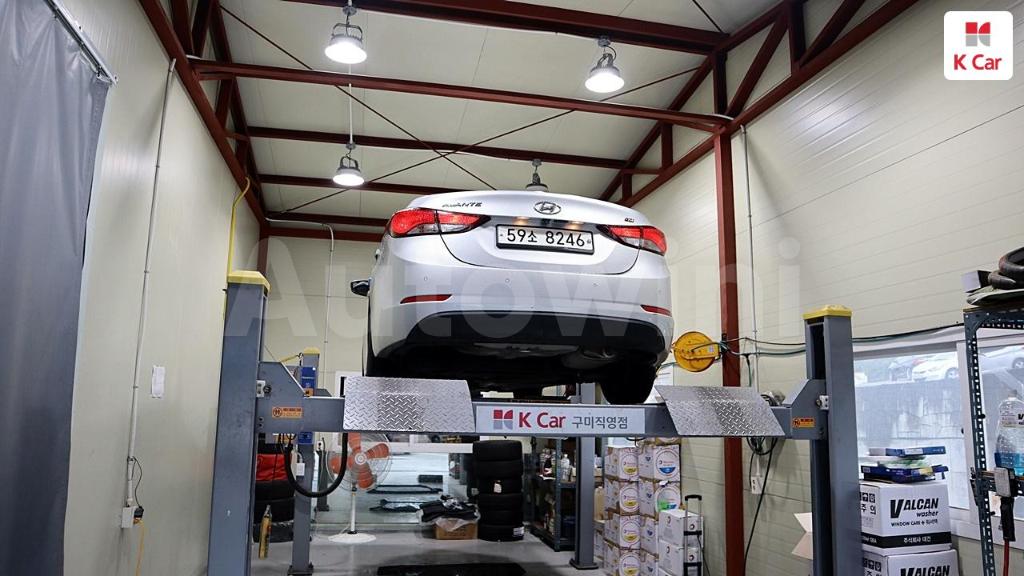 2015 HYUNDAI  AVANTE ELANTRA 1.6 GDI SMART - 28
