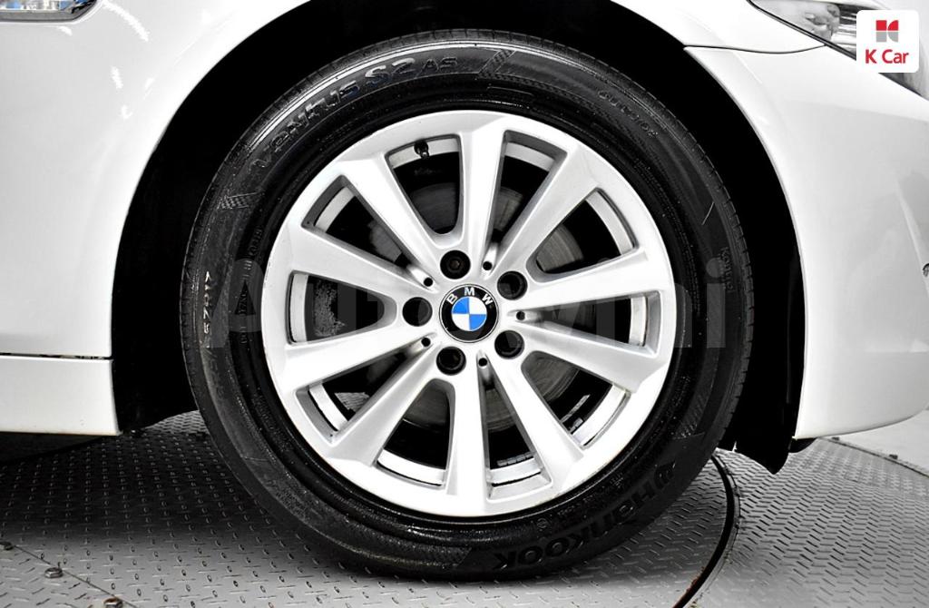 2013 BMW 5 SERIES F10  520D - 7