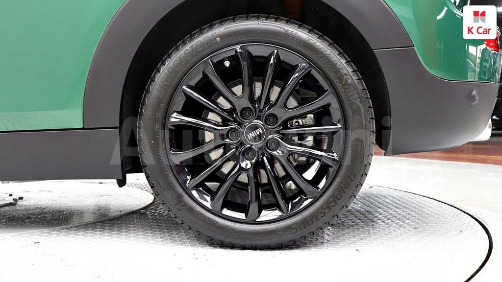 WMWXJ310XM2P50573 2021 MINI COOPER CLUBMAN HIGH-5