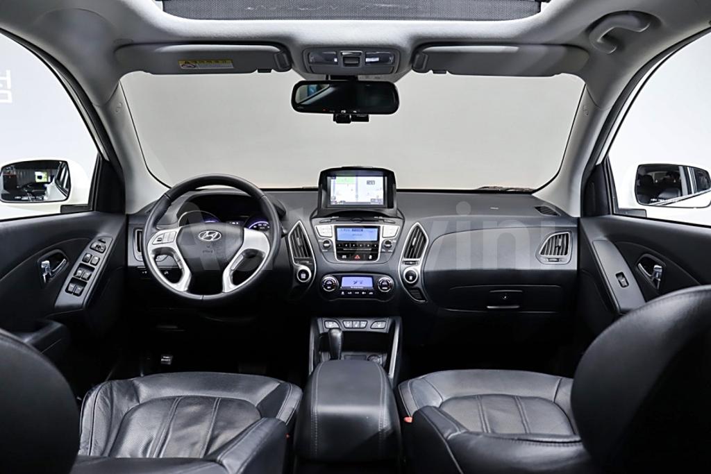 2011 HYUNDAI TUCSON IX DIESEL 2WD LX20 - 17