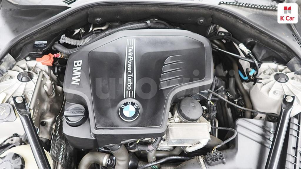 2012 BMW 5 SERIES F10  528I - 19