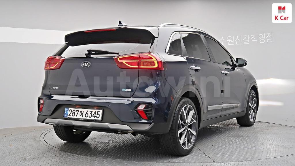 KNACE81CGLA433137 2020 KIA NIRO NOBLESSE SPECIAL-1