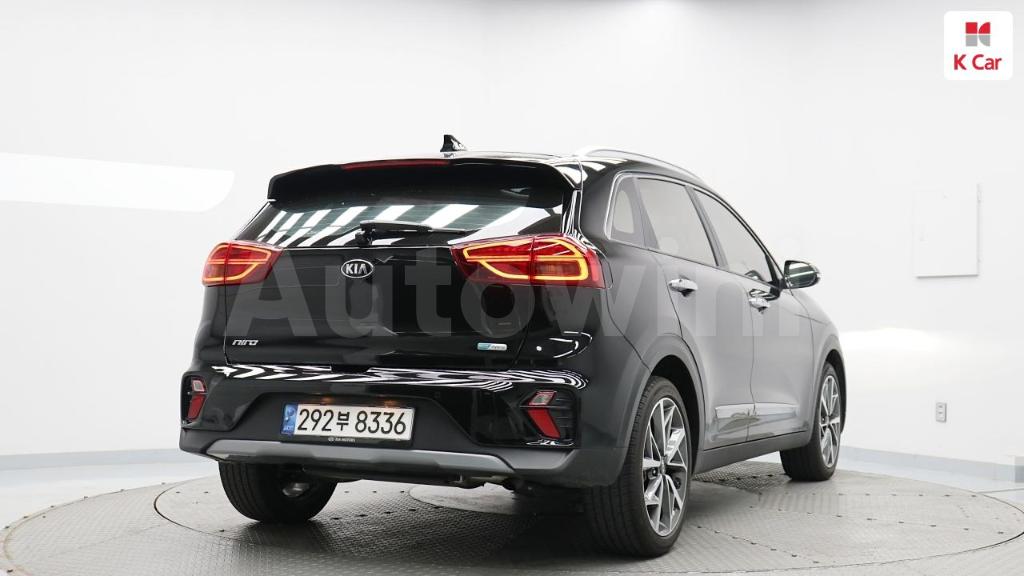 KNACE81CGMA443600 2021 KIA NIRO NOBLESSE SPECIAL-1
