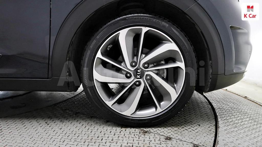 2017 KIA NIRO NOBLESSE - 7