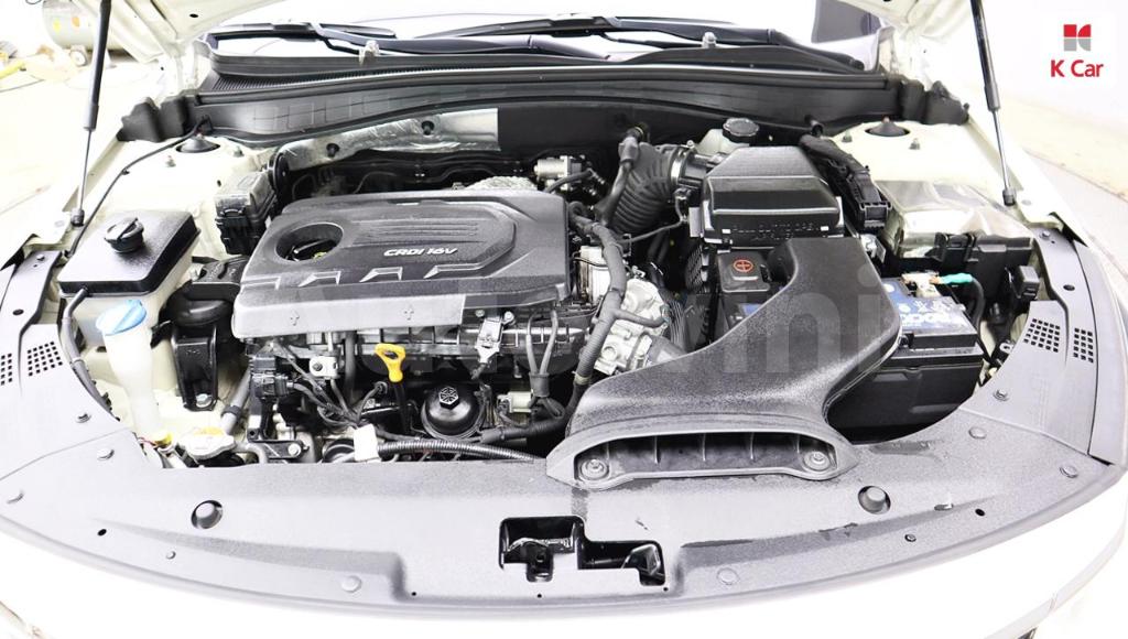 2016 KIA K5 2ND GEN OPTIMA 1.7 DIESEL SX - 9
