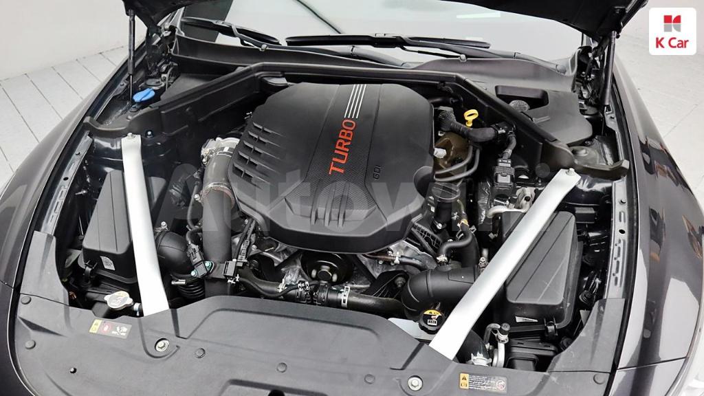 2020 KIA STINGER 3.3 TURBO 2WD - 9