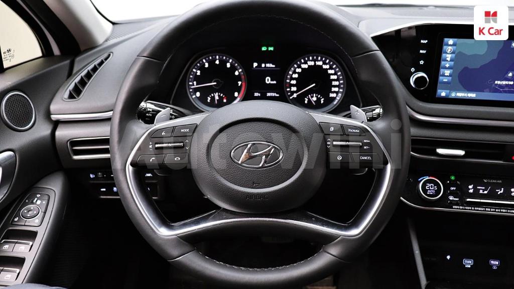 2020 HYUNDAI SONATA DN8 2.0 2.0 GASOLINE - 18