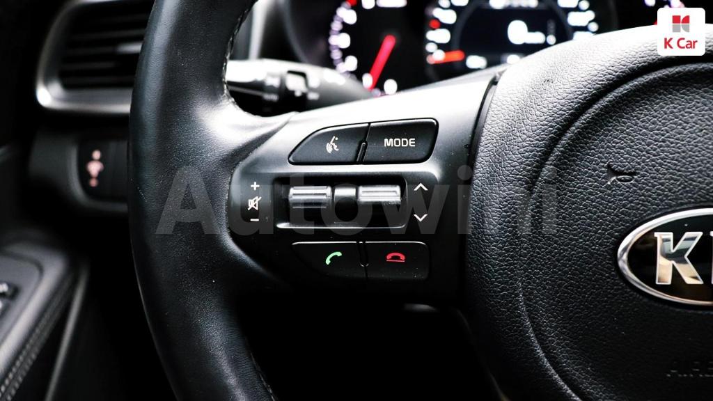 2015 KIA  SORENTO DIESEL 2.0 2WD - 19
