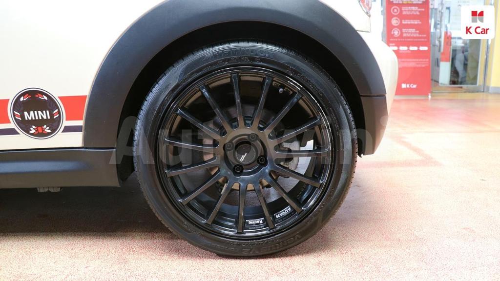WMWSU3103BT200348 2011 MINI COOPER SE-5