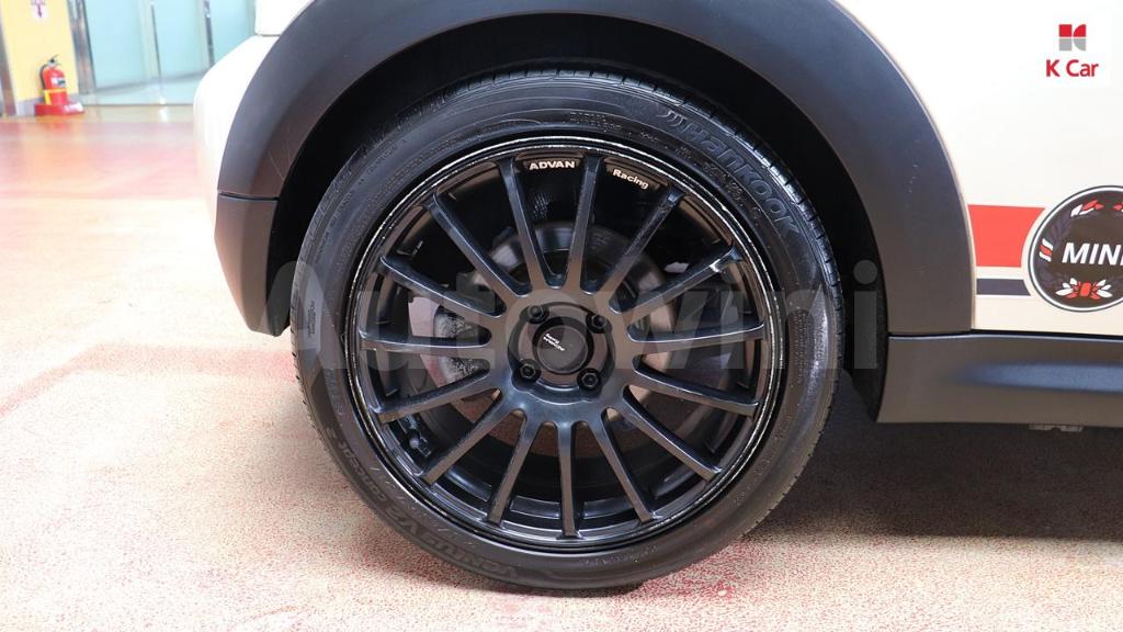 2011 MINI COOPER SE - 8