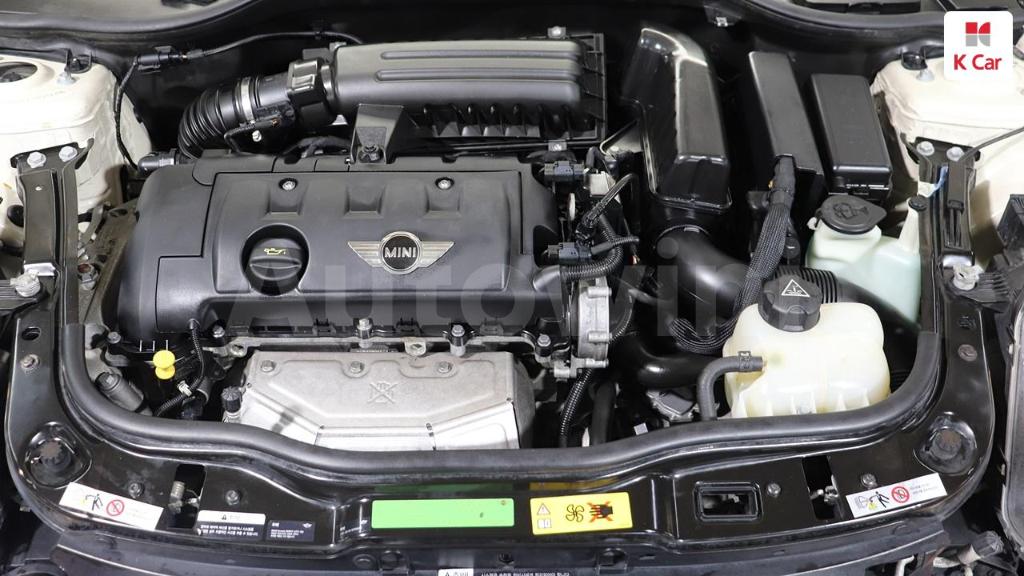 2011 MINI COOPER SE - 9