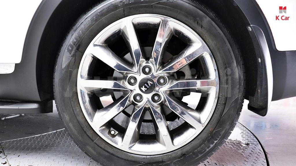 KNAPK81ABFA010824 2015 KIA  SORENTO DIESEL 2.0 2WD-5