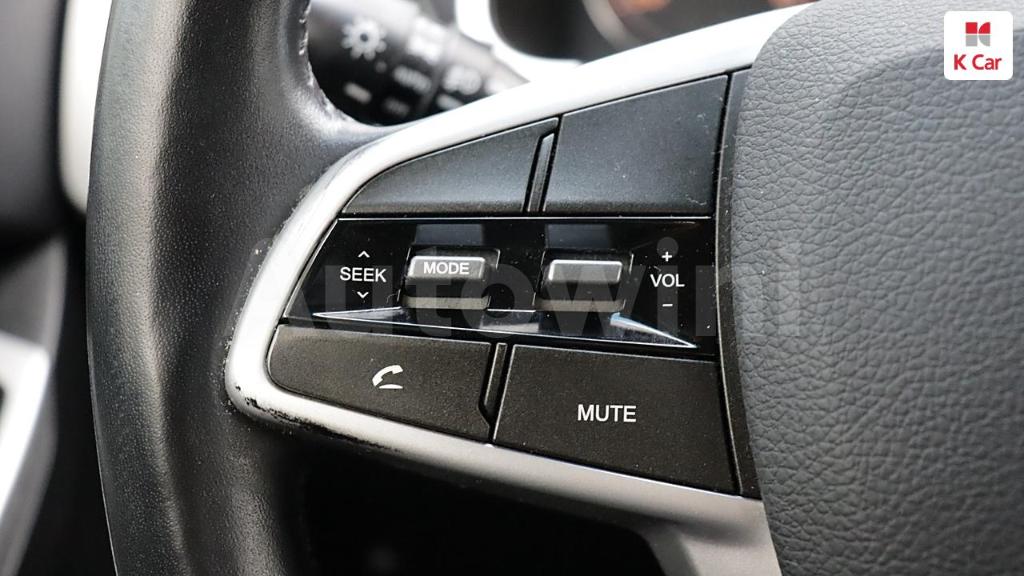 2017 SSANGYONG  STYLE KORANDO C 2.2 RX 2WD - 27