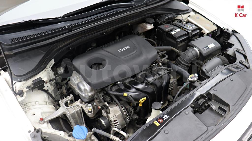 2016 HYUNDAI AVANTE AD ELANTRA 1.6 GDI MORDERN - 9