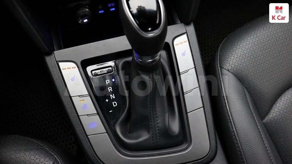 2016 HYUNDAI AVANTE AD ELANTRA 1.6 GDI MORDERN - 27