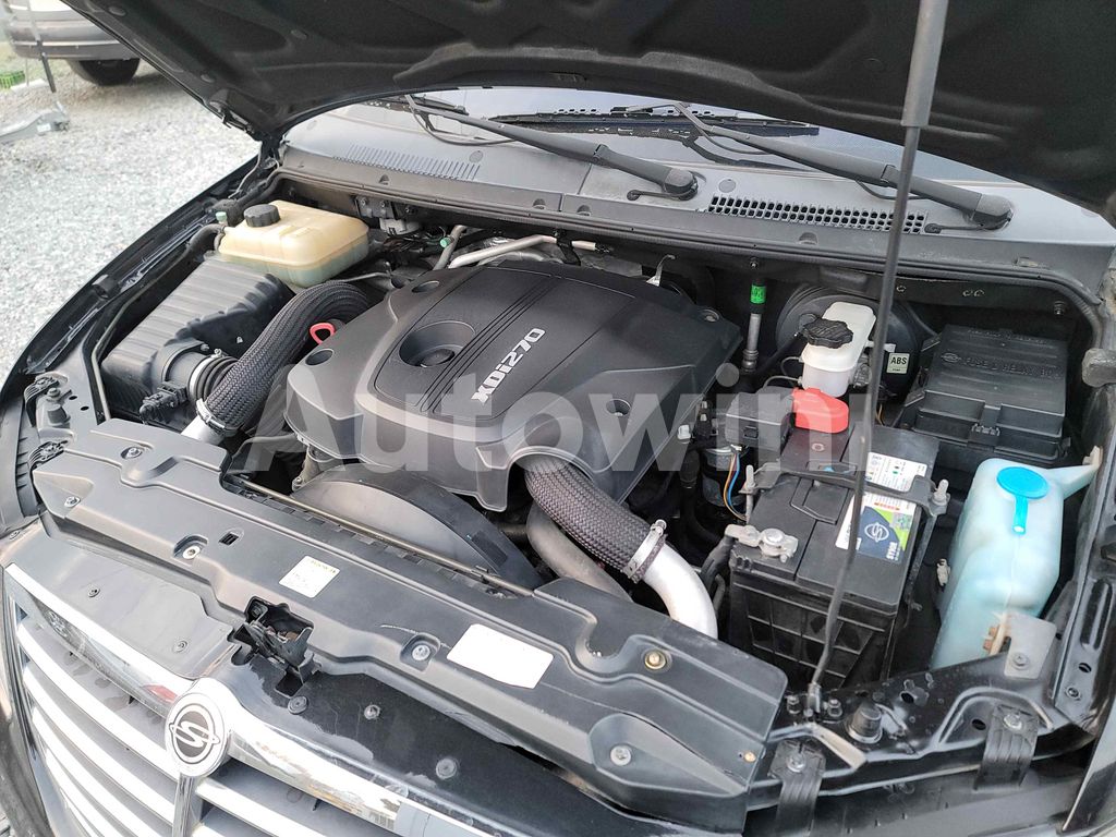 2010 SSANGYONG  RODIUS STAVIC RD400 AUTO - 12