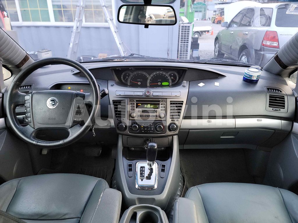 2010 SSANGYONG  RODIUS STAVIC RD400 AUTO - 14