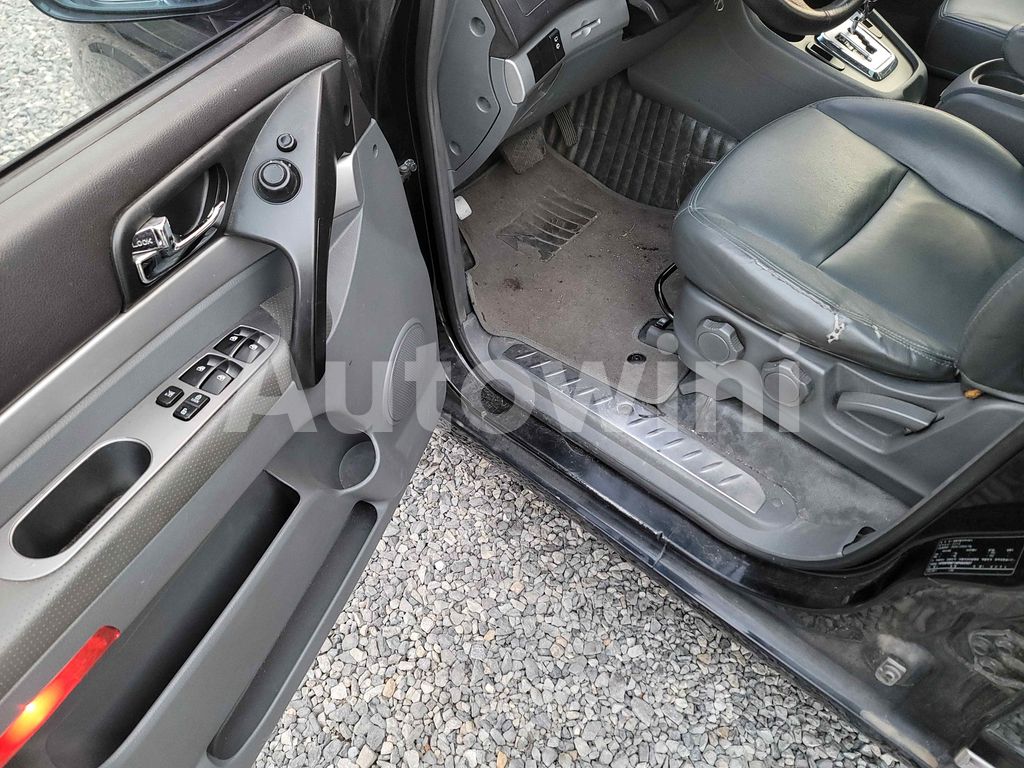 2010 SSANGYONG  RODIUS STAVIC RD400 AUTO - 28