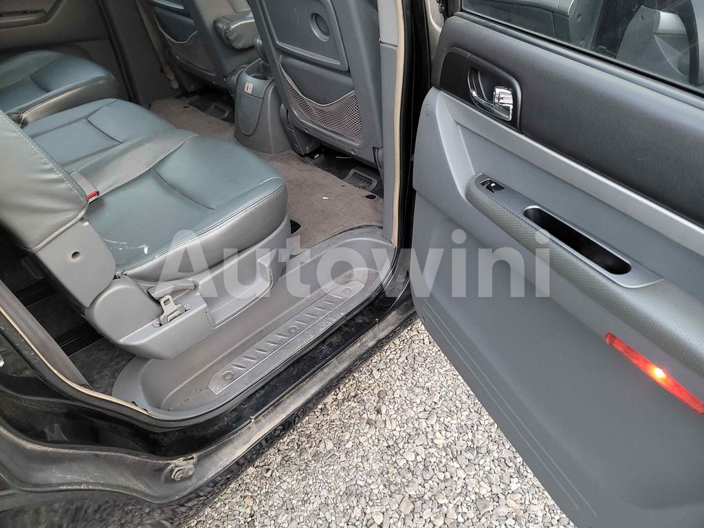 2010 SSANGYONG  RODIUS STAVIC RD400 AUTO - 31