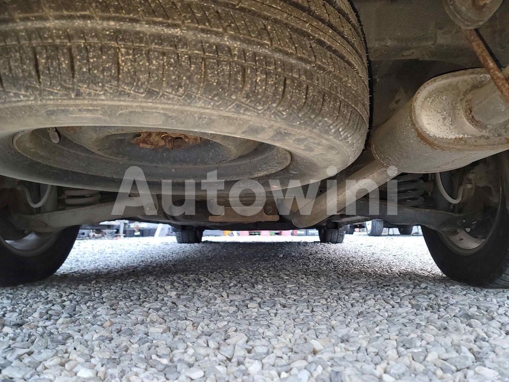 2010 SSANGYONG  RODIUS STAVIC RD400 AUTO - 41