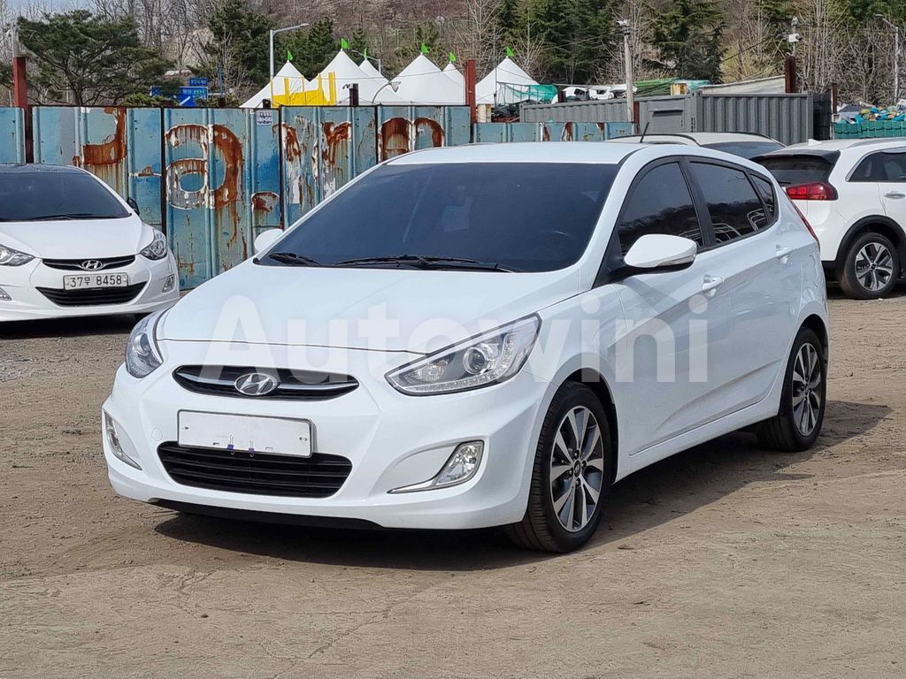 KMHCT51UGHU320749 2017 HYUNDAI ACCENT  MODERN 1.6 VGT STEERING REMOCON/REAR CAMERA/LEATHER SEATS/ABS/AT-0