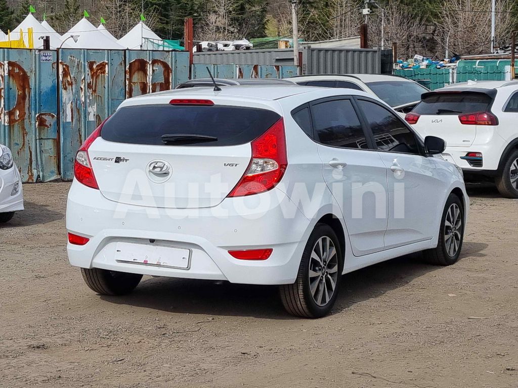 2017 HYUNDAI ACCENT  MODERN 1.6 VGT STEERING REMOCON/REAR CAMERA/LEATHER SEATS/ABS/AT - 8