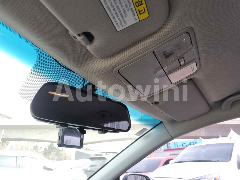 2017 HYUNDAI ACCENT  MODERN 1.6 VGT STEERING REMOCON/REAR CAMERA/LEATHER SEATS/ABS/AT - 17