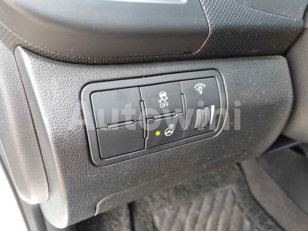 2017 HYUNDAI ACCENT  MODERN 1.6 VGT STEERING REMOCON/REAR CAMERA/LEATHER SEATS/ABS/AT - 19