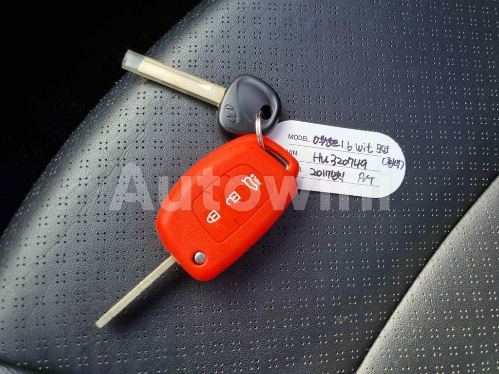 2017 HYUNDAI ACCENT  MODERN 1.6 VGT STEERING REMOCON/REAR CAMERA/LEATHER SEATS/ABS/AT - 27