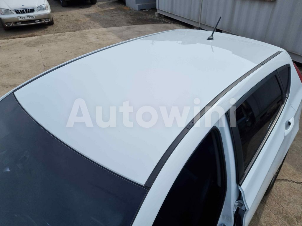 2017 HYUNDAI ACCENT  MODERN 1.6 VGT STEERING REMOCON/REAR CAMERA/LEATHER SEATS/ABS/AT - 44