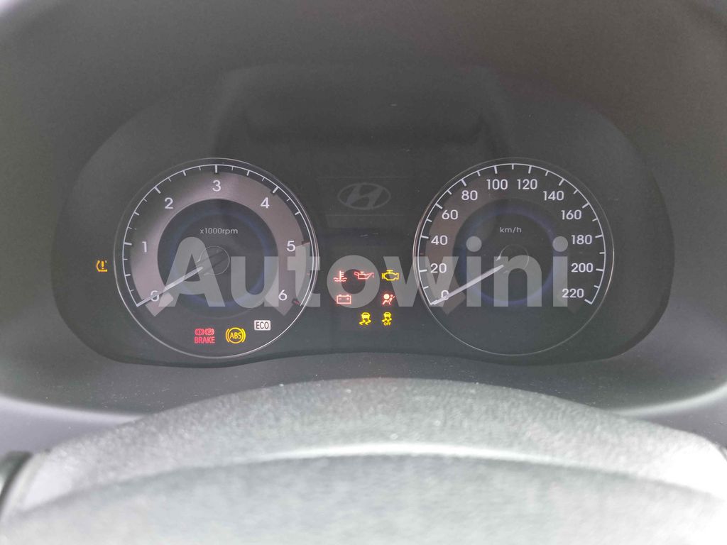 2017 HYUNDAI ACCENT  MODERN 1.6 VGT STEERING REMOCON/REAR CAMERA/LEATHER SEATS/ABS/AT - 46