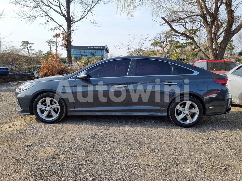 KMHE241AGJA350174 2018 HYUNDAI SONATA RISE 1.7 SM.KEY/NAVI/CAM/ABS AT-2