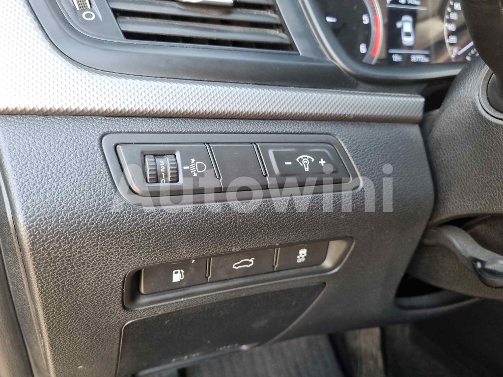 2018 HYUNDAI SONATA RISE 1.7 SM.KEY/NAVI/CAM/ABS AT - 26