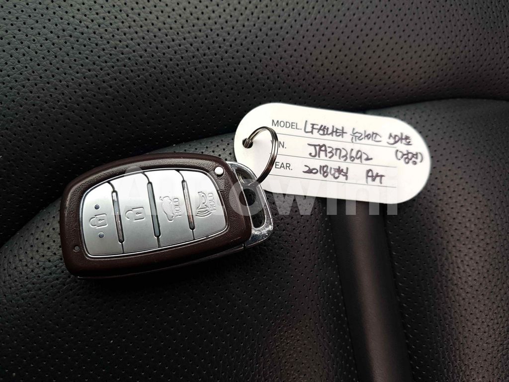 2018 HYUNDAI SONATA RISE 1.7 SM.KEY NAVI CAM ABS VDC - 30