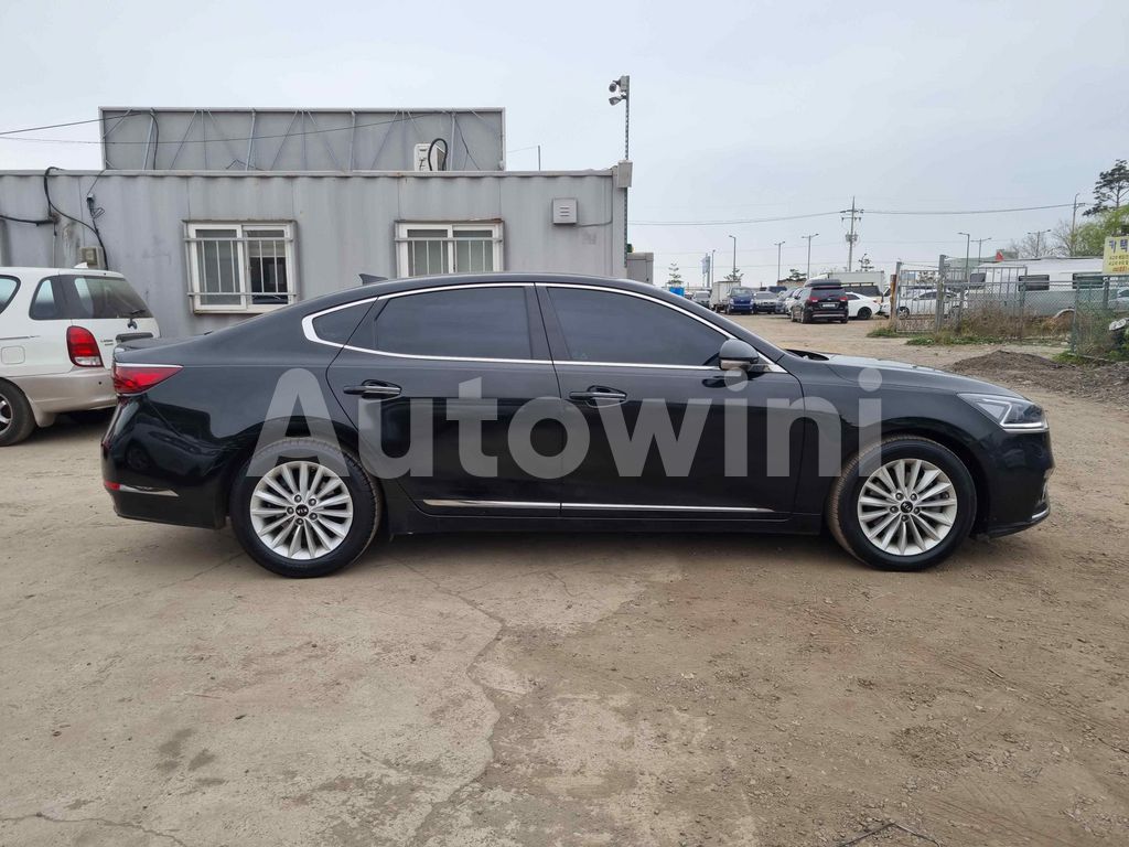 2018 KIA  K7 CADENZA 3.0 SM.KEY NAVI CAM ABS - 5