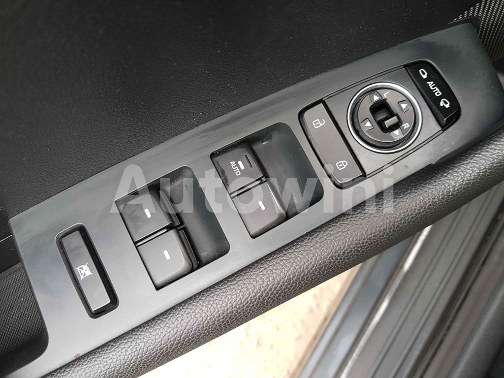 2018 HYUNDAI SONATA RISE 1.7 SMART KEY ABS VDC TPMS AT - 28