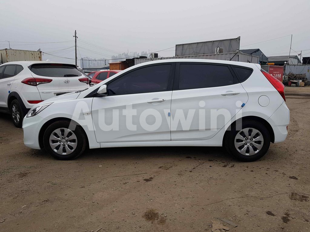 KMHCS51UGHU326624 2017 HYUNDAI ACCENT  1.6WIT ABS VDC EPS TPMS AT-2
