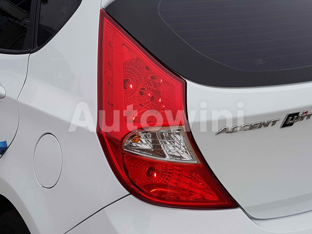 2017 HYUNDAI ACCENT  1.6WIT ABS VDC EPS TPMS AT - 38