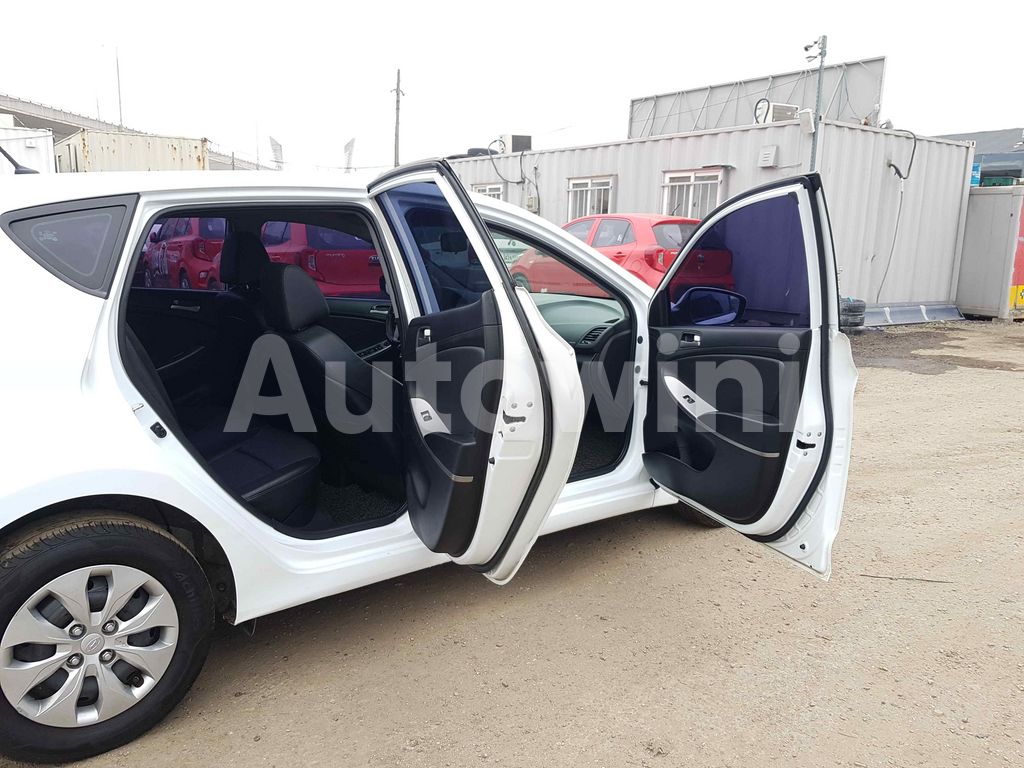 2017 HYUNDAI ACCENT  1.6WIT ABS VDC EPS TPMS AT - 35