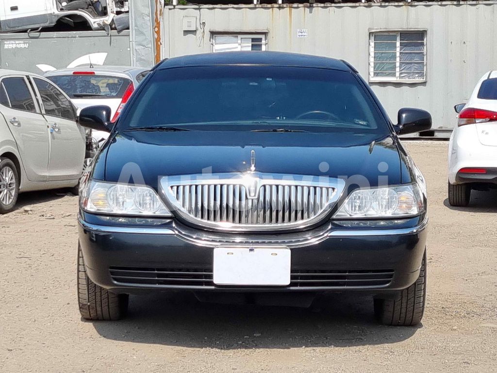 2L1FL8JW5AX618501 2010 LINCOLN TOWN CAR FUNERAL COACH FULL AUTO AC AT-1
