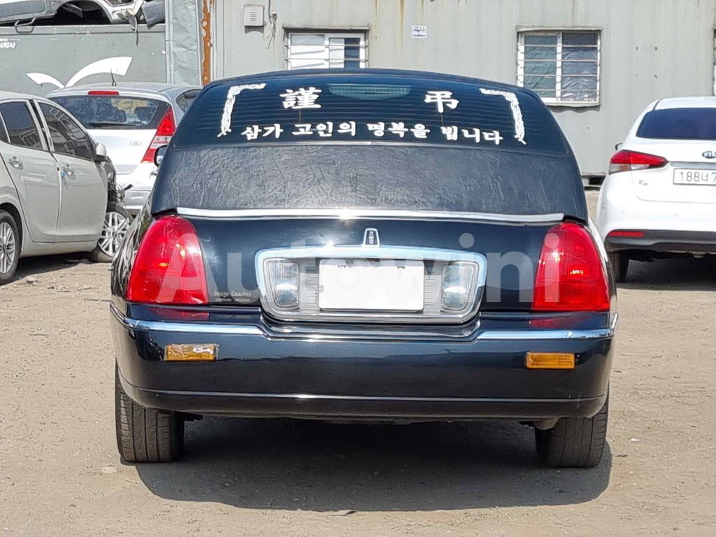 2L1FL8JW5AX618501 2010 LINCOLN TOWN CAR FUNERAL COACH FULL AUTO AC AT-3