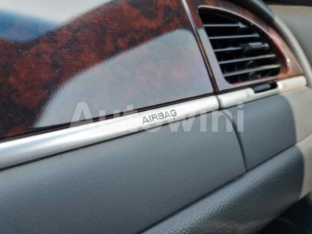 2010 LINCOLN TOWN CAR FUNERAL COACH FULL AUTO AC AT - 24
