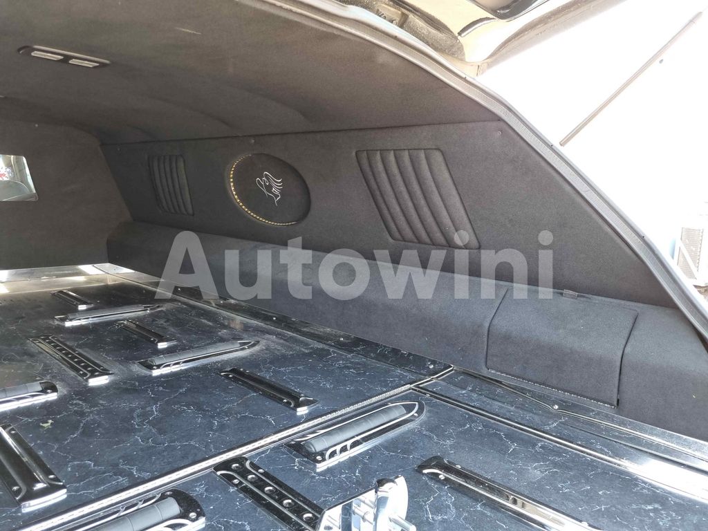 2010 LINCOLN TOWN CAR FUNERAL COACH FULL AUTO AC AT - 30