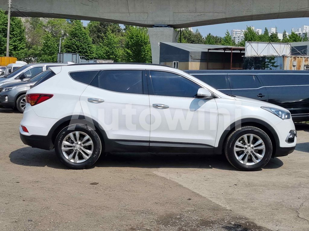 KMHSW81UBJU789653 2018 HYUNDAI SANTAFE THE PRIME PREMIUM SM.KEY*2/NAVI CAM/7SEATS/VENT SEAT/ABS VDC EPS TPMS AT-4