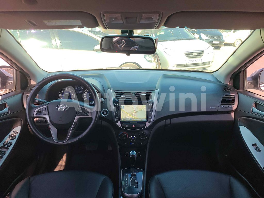 2017 HYUNDAI ACCENT  1.6 SM.KEY NAVI CAMERA ABS VDC - 9