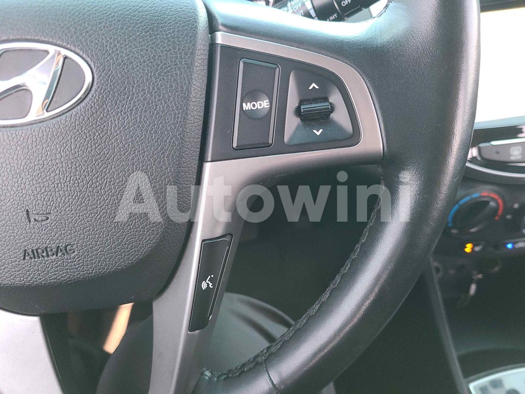 2017 HYUNDAI ACCENT  1.6 SM.KEY NAVI CAMERA ABS VDC - 20