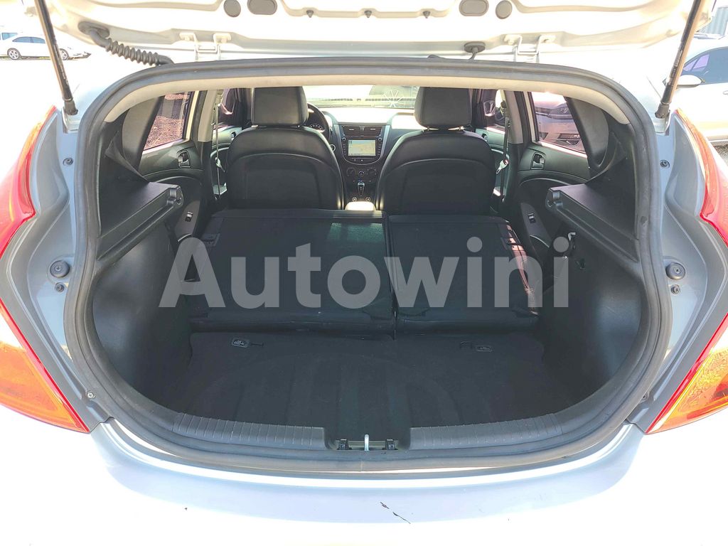 2017 HYUNDAI ACCENT  1.6 SM.KEY NAVI CAMERA ABS VDC - 32