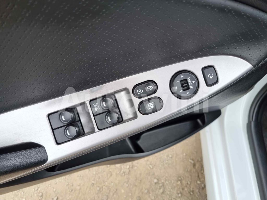 2018 HYUNDAI ACCENT  1.4 SM.KEY*2/NAVI CAMERA ABS VDC EPS TPMS AT - 26