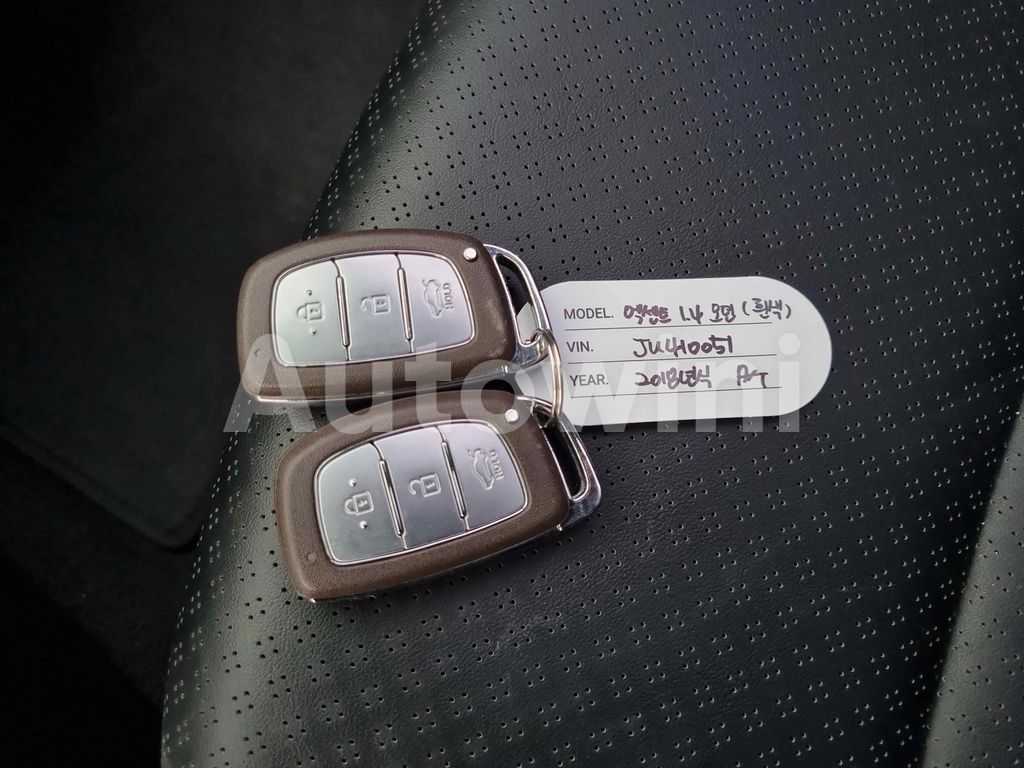 2018 HYUNDAI ACCENT  1.4 SM.KEY*2/NAVI CAMERA ABS VDC EPS TPMS AT - 29